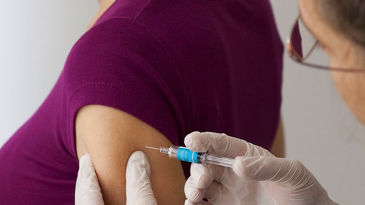  تزریق واکسن آنفولانزا