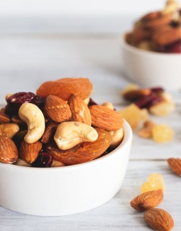 مواد غذایی مناسب برای رشد مو