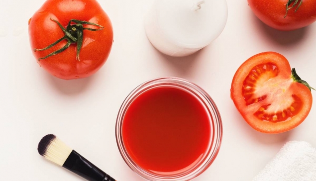 خواص گوجه فرنگی برای پوست 
