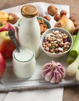 مدیریت عوارض انتی بیوتیک ها با مواد غذایی