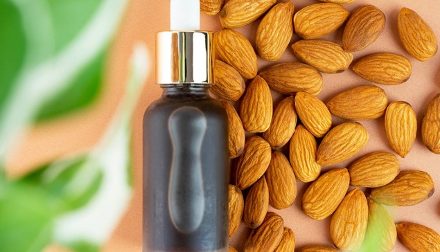 آیا روغن بادام حاوی اسید ماندلیک است؟
